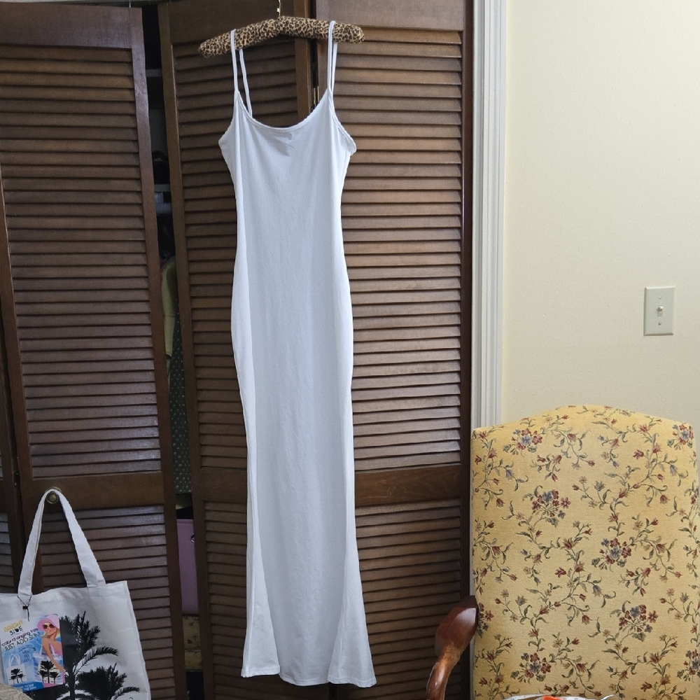 Source Unknown White Maxi Dress with Spaghetti Straps